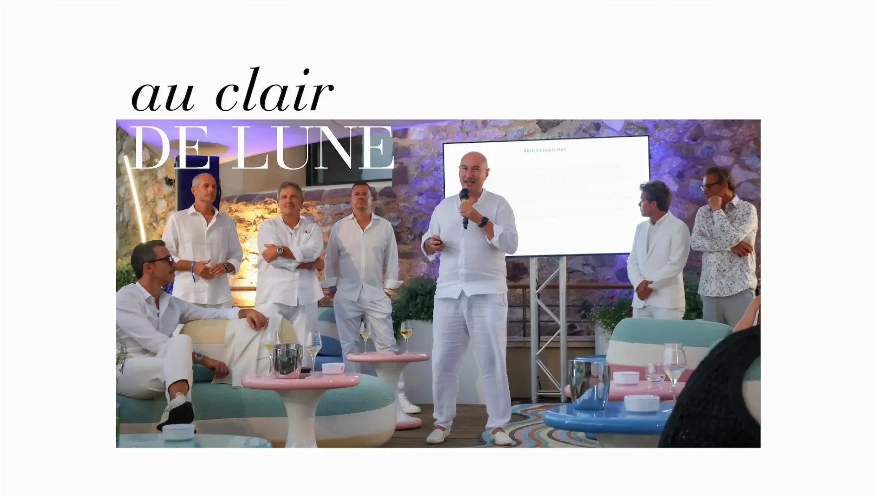 18568uk-AUclairDElune-01